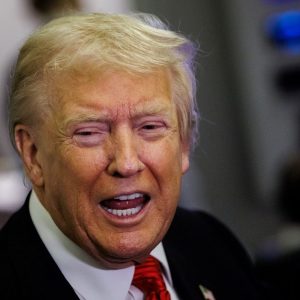 Trump teria confundido empresa de tecnologia com rede de sushi ao comprar ações