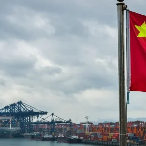 Acordo com EUA pode ser garantido pela China, diz embaixador iraniano