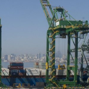 Exportações para o Oriente Médio caem 26% desde início da guerra