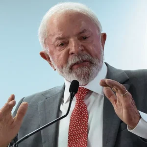 Lula: Brasil repudia veementemente ataque a tiros em jantar com Trump