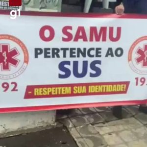 Ex-funcionários do Samu fazem protesto em Cuiabá após Governo de MT demitir mais de 50 profissionais