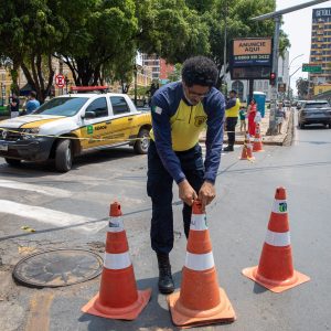 Interdições no Centro alteram trânsito e linhas de ônibus em Cuiabá