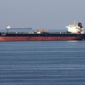 Irã libera transporte de bens humanitários pelo Estreito de Ormuz