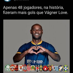 Com 41 anos e 423 gols marcados, o atacante Vágner Love aposentou.