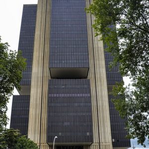 Banco Central reduz juros básicos para 14,5% ao ano