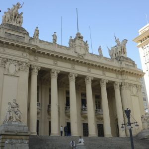 Justiça nega liminar para suspender eleição para presidência da Alerj