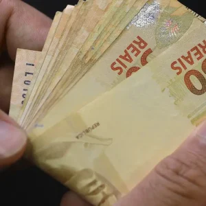 Caixa paga Bolsa Família a beneficiários com NIS de final 8