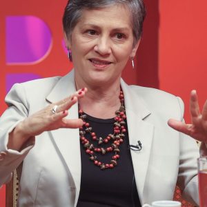 Instituições repudiam agressão à repórter Heloísa Vilella na Câmara