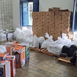 Anatel e Receita apreendem 5 mil produtos irregulares em Maceió