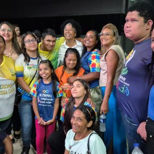 Pré-candidata Sílvia Cristina reforça que aprendeu a exercer um mandato olhando no olho da população