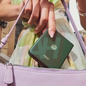 Motorola Razr 70+ tem supostas imagens oficiais vazadas um dia antes do anúncio