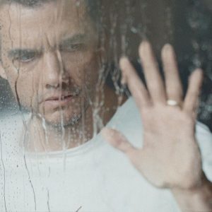 Conheça tudo sobre A Última Casa, nova ficção científica da Netflix com Wagner Moura