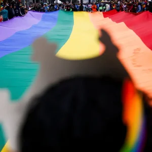 Parada do Orgulho LGBT+ de SP 2026 abordará importância do voto