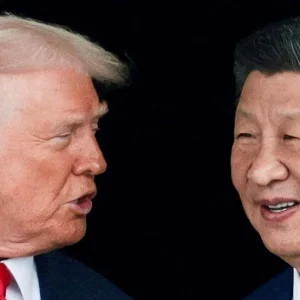 Aprovação à liderança da China supera a dos EUA no mundo, aponta pesquisa