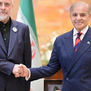 Líderes do Irã e EUA se reúnem no Paquistão em busca de acordo de paz