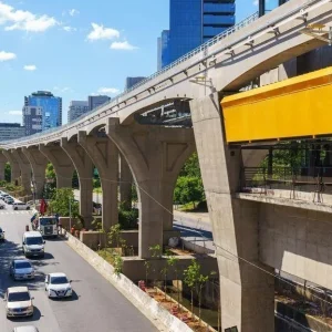 Linha 17-Ouro: monotrilho inaugurado em março paralisa por falha elétrica