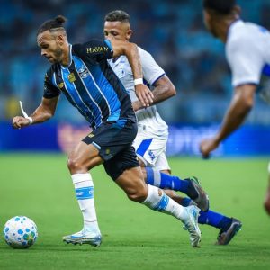 Grêmio abre vantagem sobre o Confiança e fica perto das oitavas da Copa do Brasil