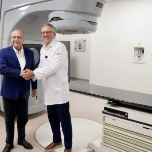 Governo entrega aceleradores lineares para radioterapia para 5 estados