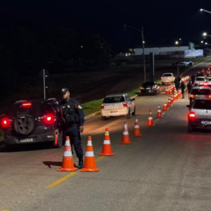 Lançamento de 1ª Operação Lei Seca termina com 7 presos e 39 veículos removidos