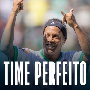 TIME DOS SONHOS DO BRUXO!

Ronaldinho Gaúcho montou o seu time perfeito:

 Trei…