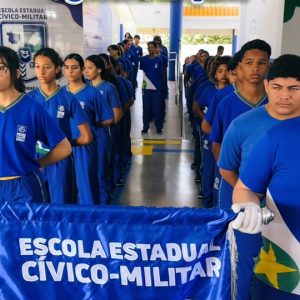VOCÊ SABE COMO FUNCIONA UMA ESCOLA CÍVICO-MILITAR? 

Mato Grosso avança com o mo…