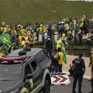 Moraes autoriza domiciliar para ao menos 18 idosos presos pelo 8 de Janeiro