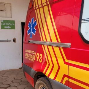 Corpo de Bombeiros socorre homem com lâmina de lixadeira empalada na perna