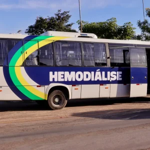 Micro-ônibus reforça hemodialise em Diamantino