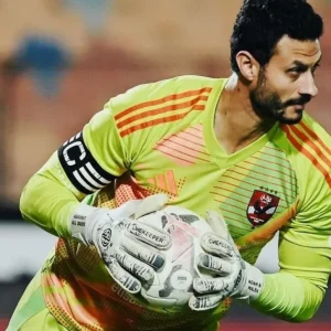 Goleiro do Al-Ahly é suspenso por quatro jogos após agredir árbitro
