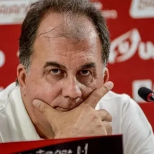 “Estou na Coreia do Norte”, diz presidente do Vitória no STJD