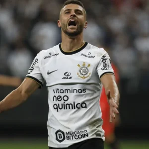 Júnior Moraes relembra guerra na Ucrânia: “Não tinha esperança”