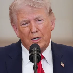 Trump: EUA fizeram uma das operações de resgate mais ousadas da história