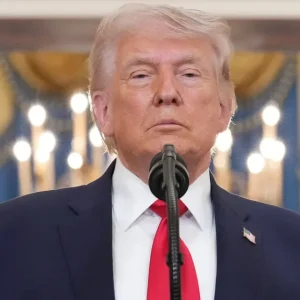 Entenda por que reabertura de Ormuz é tão importante para Donald Trump