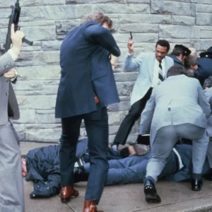 Hotel atacado com Trump é o mesmo onde ex-presidente Reagen sofreu atentado