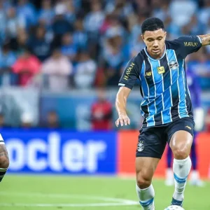Remo garante empate heroico contra o Grêmio com um a menos
