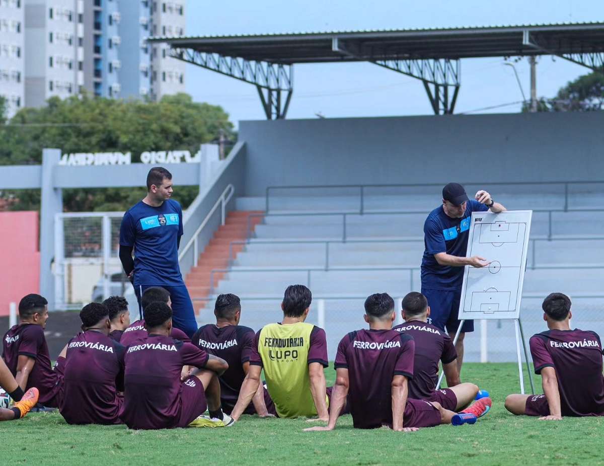 Floresta x Ferroviária ao vivo: onde assistir, escalações e tudo sobre o duelo pela Série C 2026. Imagem: Guilherme Moro Ferroviária SAF