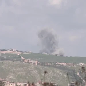 Israel continua atacando Hezbollah enquanto Irã exige cessar-fogo no Líbano