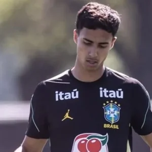 Vitor Reis reage à lesão de Militão e vê chances de ir à Copa aumentarem