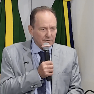 Vice é empossado prefeito de São José do Rio Claro após cassação de Levi; “momento sensível”