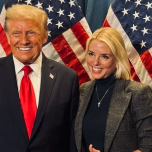 Análise: O fracasso anunciado de Pam Bondi e como ela piorou tudo