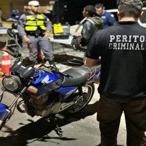 Sem CNH e embriagado, condutor é preso após ignorar ordens da polícia » Esportes & Notícias