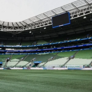 Palmeiras x Athletico-PR: veja as escalações para o jogo do Brasileirão