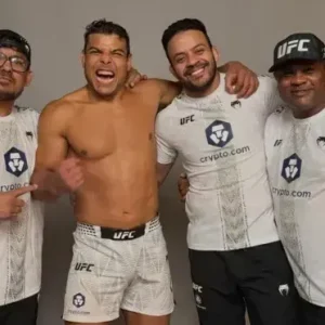 Paulo Borrachinha deixa futuro em aberto após grande vitória no UFC