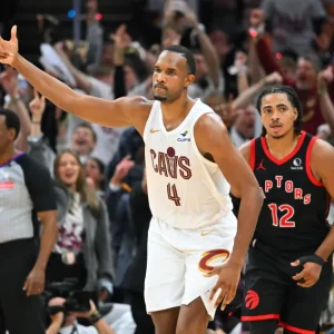 Cavaliers reagem, vencem Raptors e ficam a uma vitória de avançar de fase