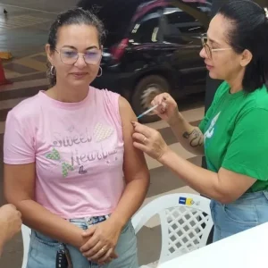 Sinop amplia cobertura vacinal com ações itinerantes e aplica quase 4 mil doses contra gripe