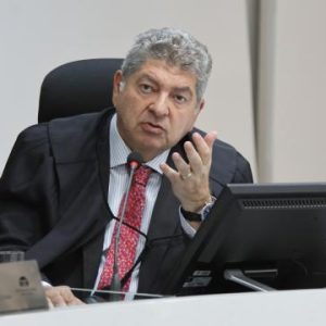 Maluf suspende chamamento de R$ 637 milhões da MTPar por indícios de irregularidade