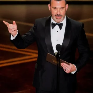 Piada de Kimmel testa novo CEO da Disney em meio à tensão com Casa Branca