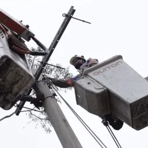 Diretor-geral da Aneel nega recurso da Enel e mantém processo de caducidade