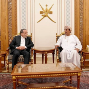 Irã apresenta proposta para reabrir Ormuz e encerrar a guerra, diz agência