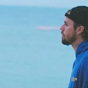 Justin Bieber volta aos palcos após reviravoltas pessoais; relembre